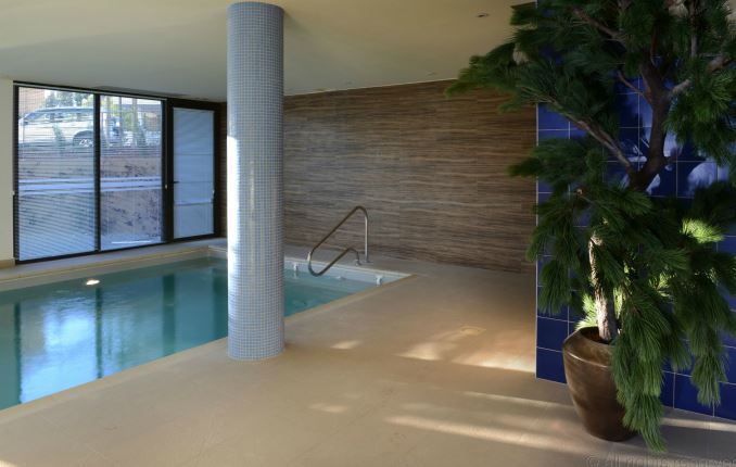 Résidence Senior DOMITYS  Les Côteaux de l'Esterel  : Résidence Services Seniors DOMITYS de Fréjus - Piscine